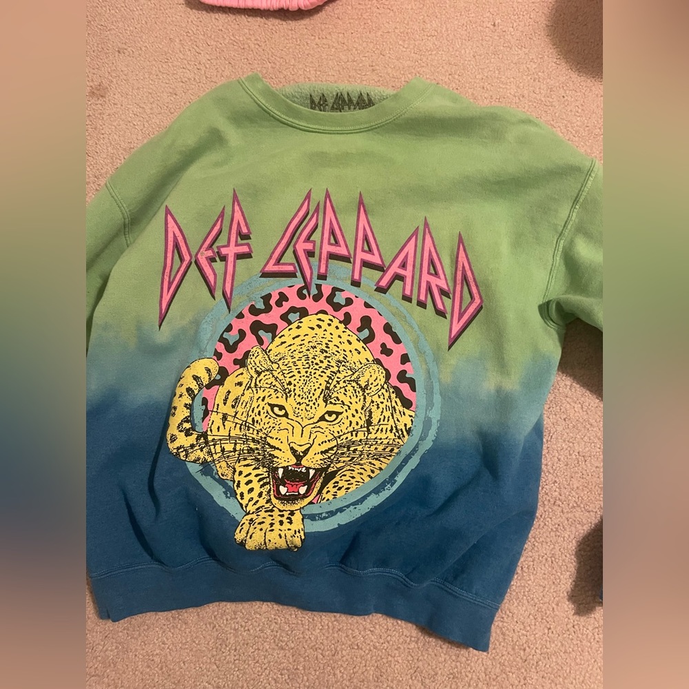 Urban Outfitters Def Leppard Green and Blue Fade Crewneck Sweatshirt